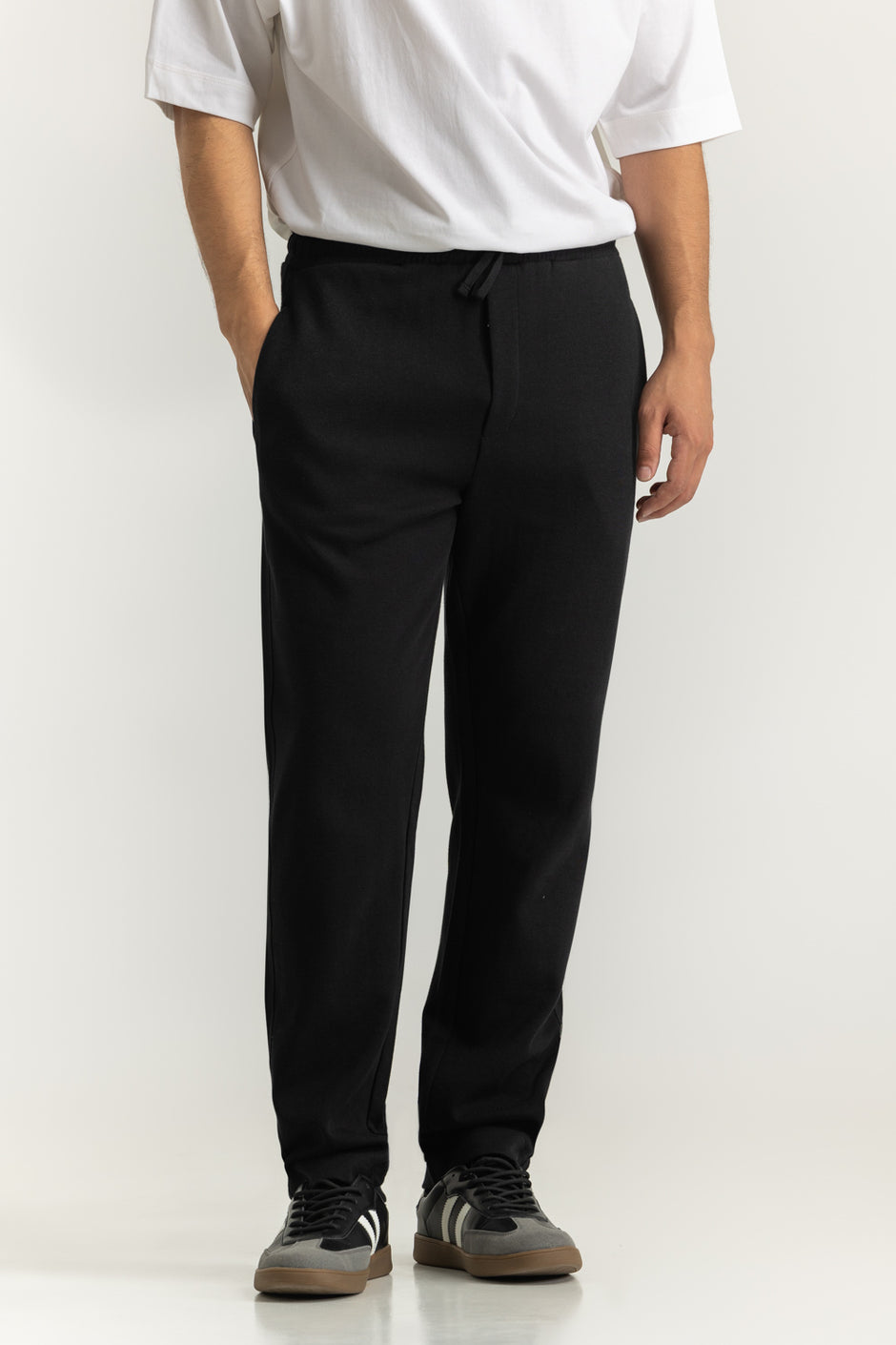 Tapered fit Trousers
