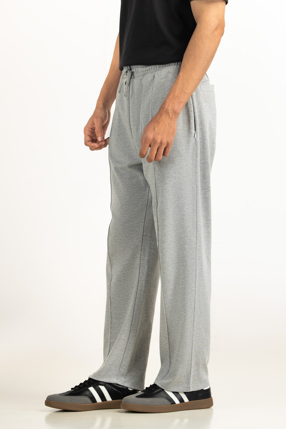 Straight fit Trousers