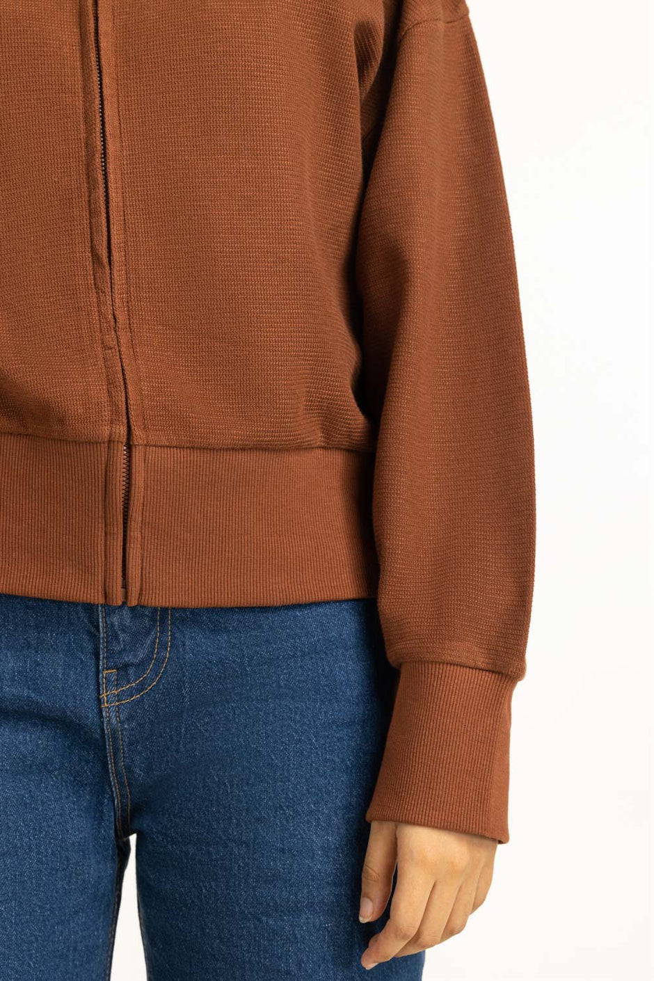 Regular Fit Knitted Zipper