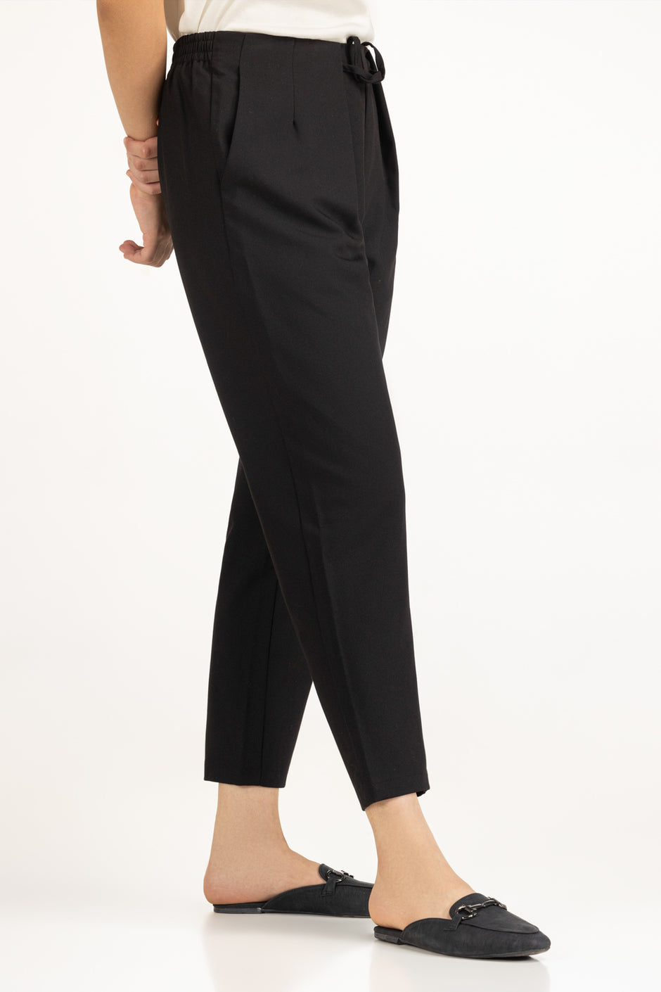 Tapered Fit Pant