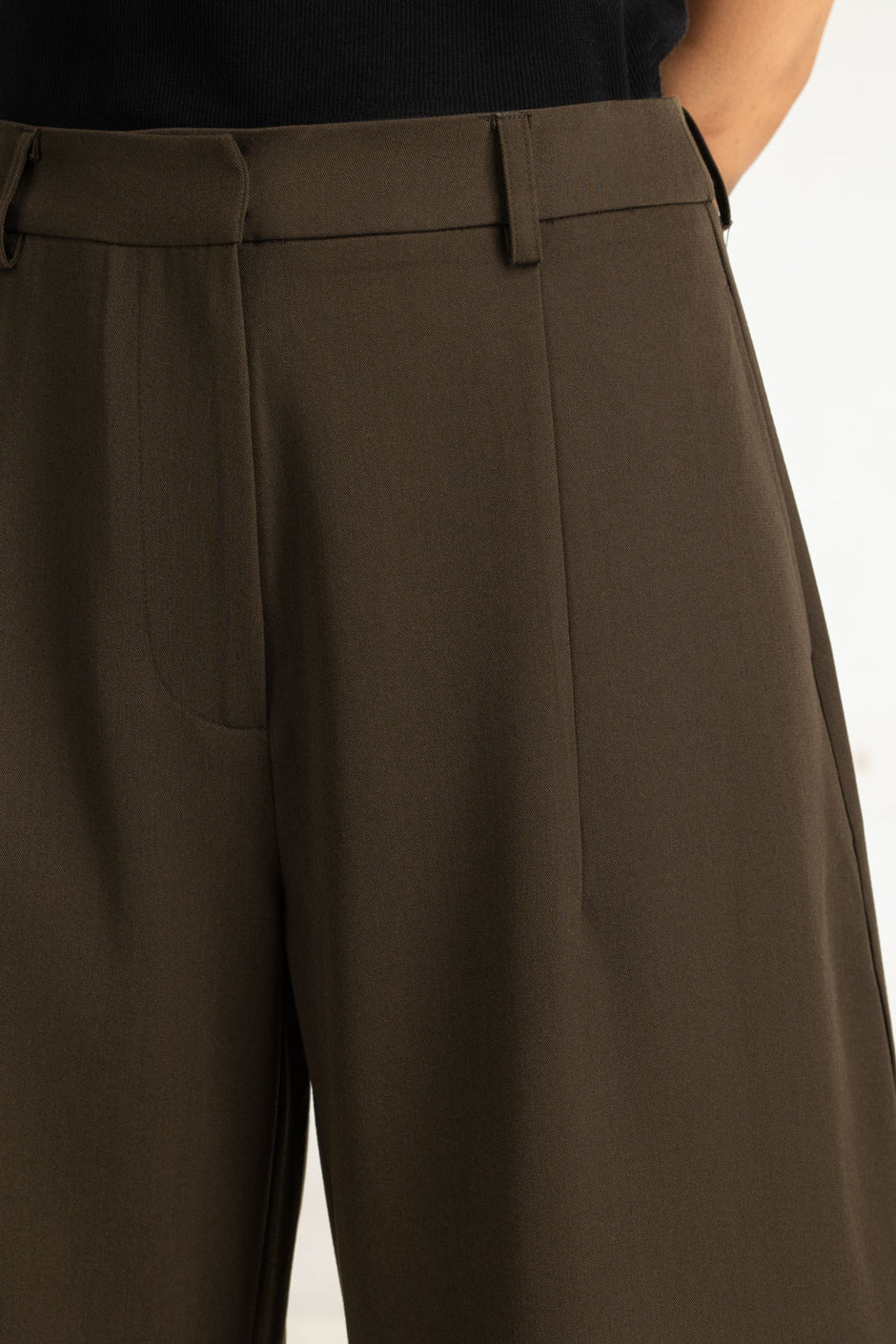 Barrel Fit Pant