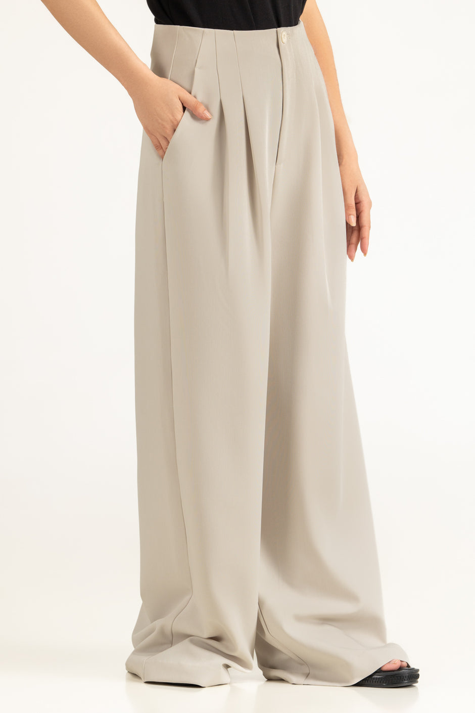 Straight Fit Pant