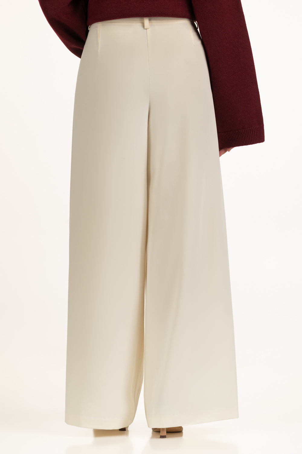 Wide Leg Fit Pant