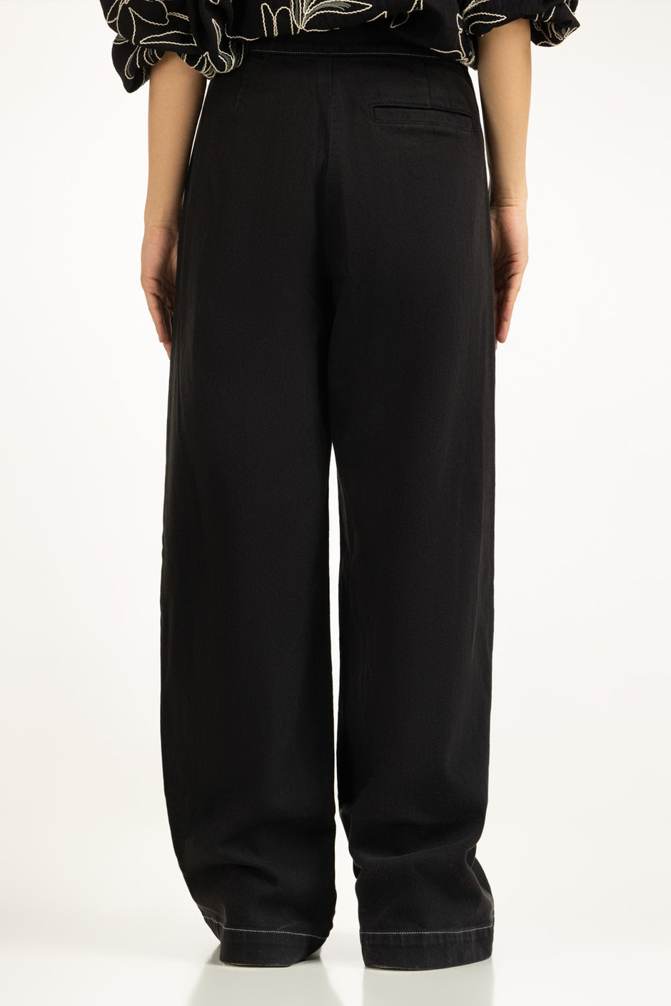Wide Leg Fit Trousers