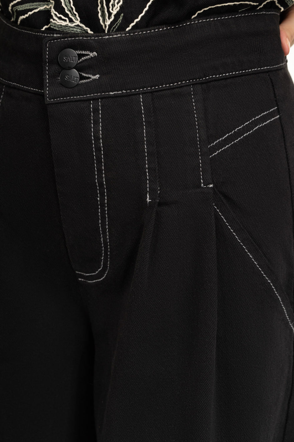 Wide Leg Fit Trousers