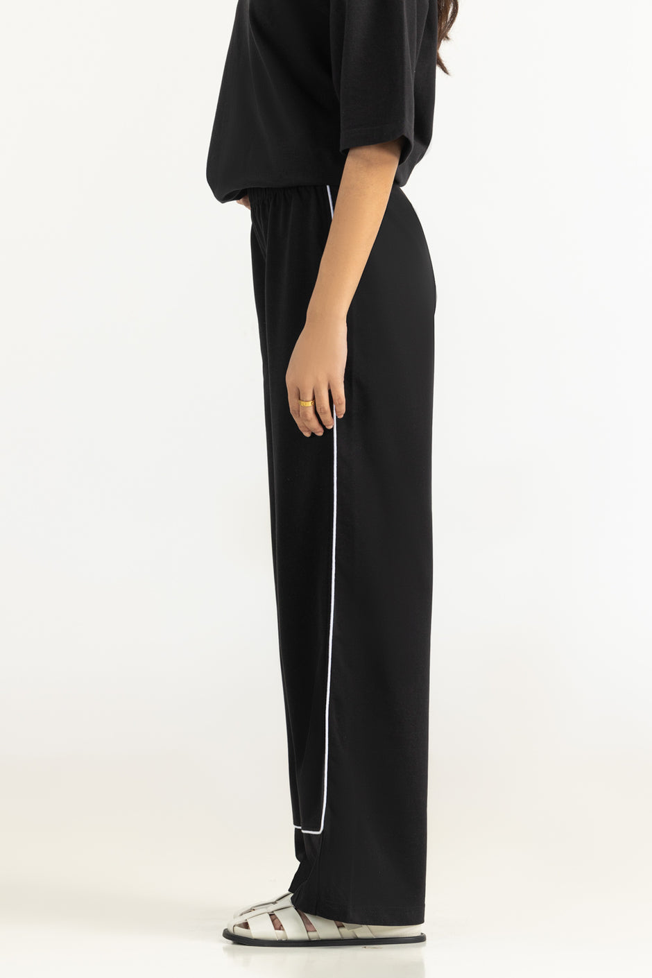 Relaxed Fit Trousers