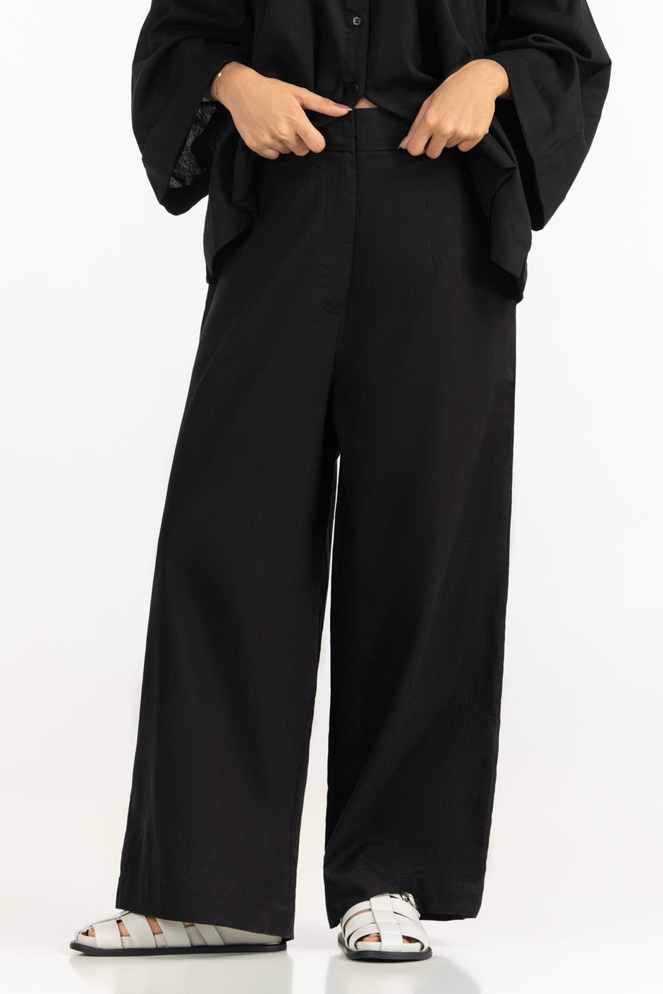 Regular fit Trousers WM-COD-SS26-RA08B