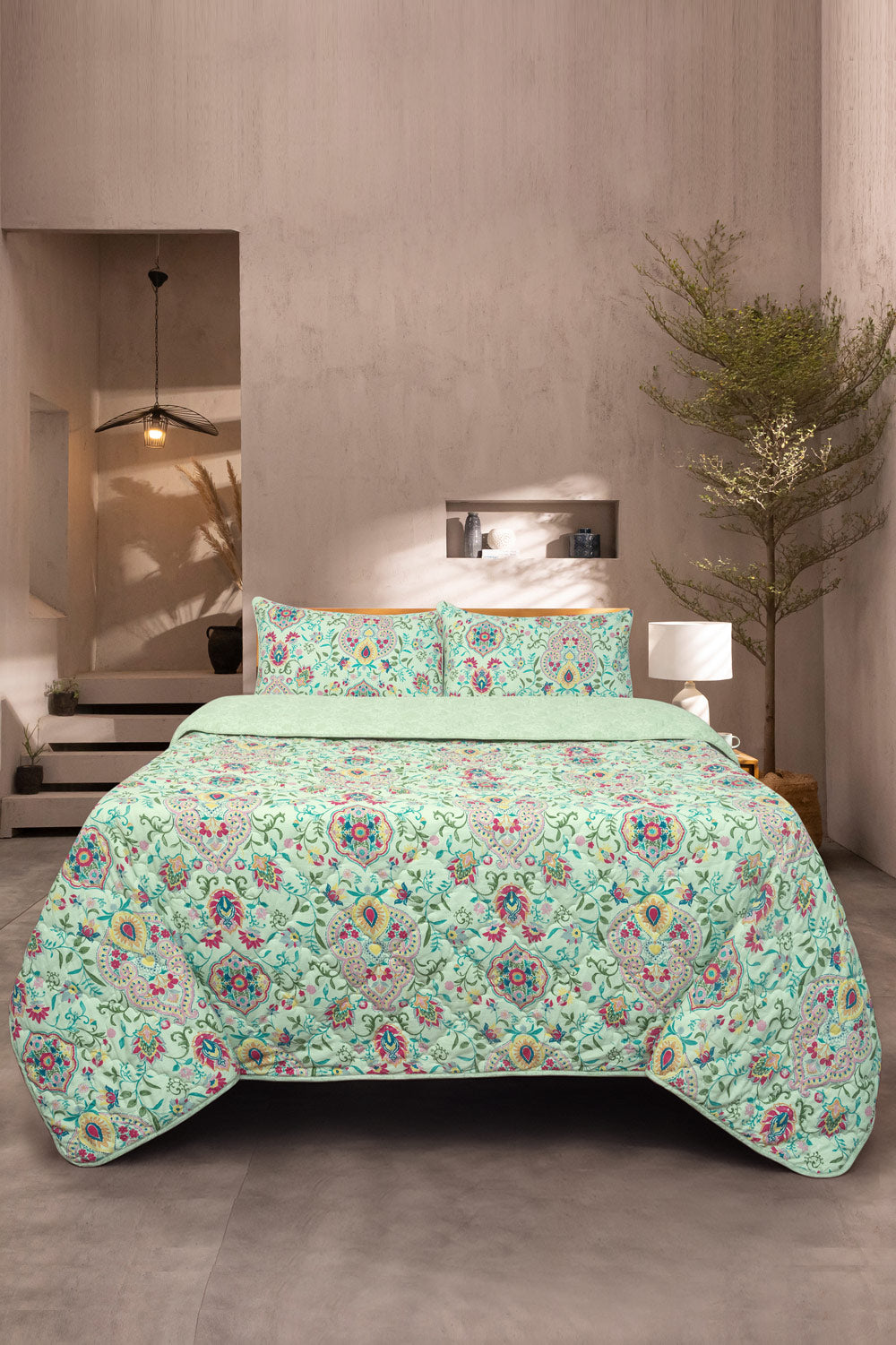 Seacrest T-150 Bed Throw