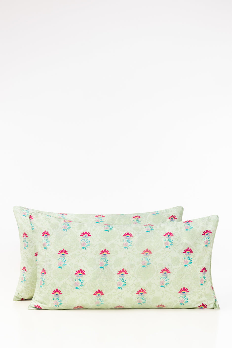 Seacrest T-150 Pillow Cover Set