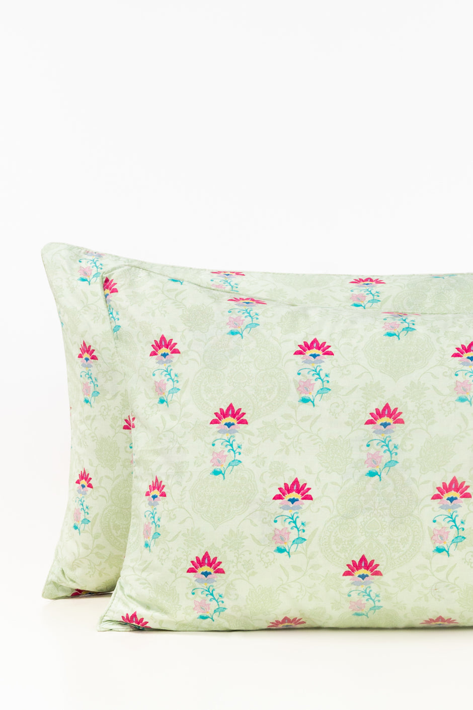 Seacrest T-150 Pillow Cover Set