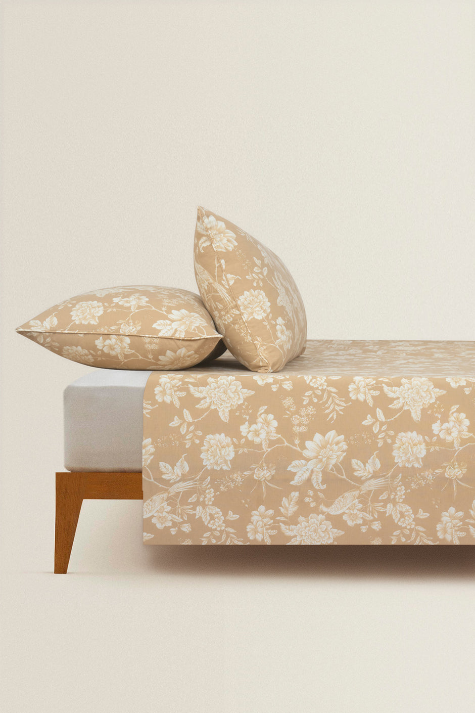 Serene Sky Bed Sheet Set