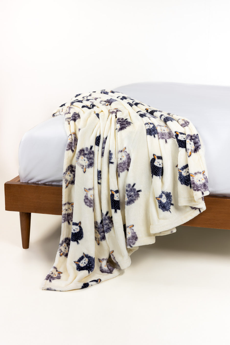 AW25-Sheep Single Ply Fleece Throw