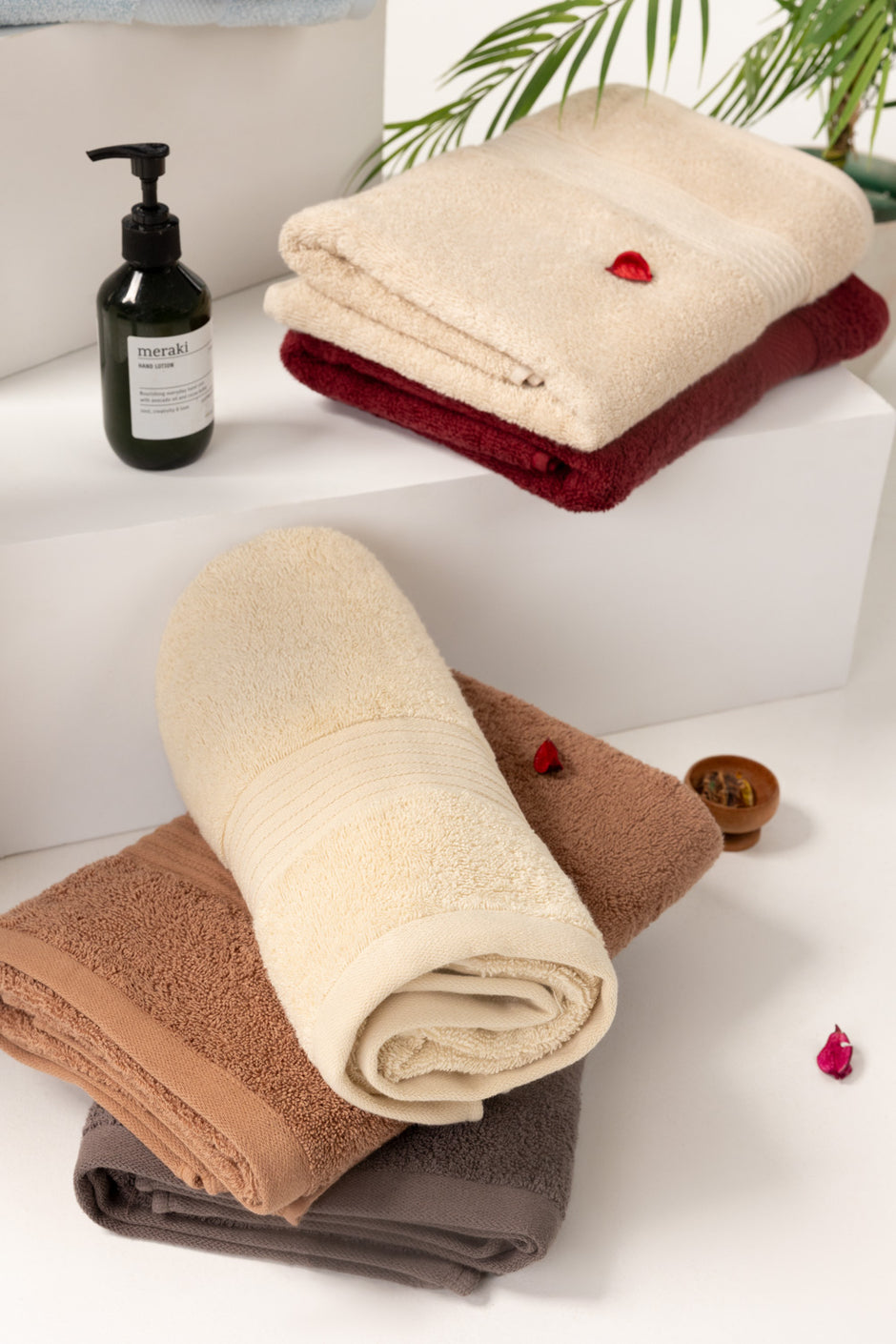 Shell Dyed Bath Towel