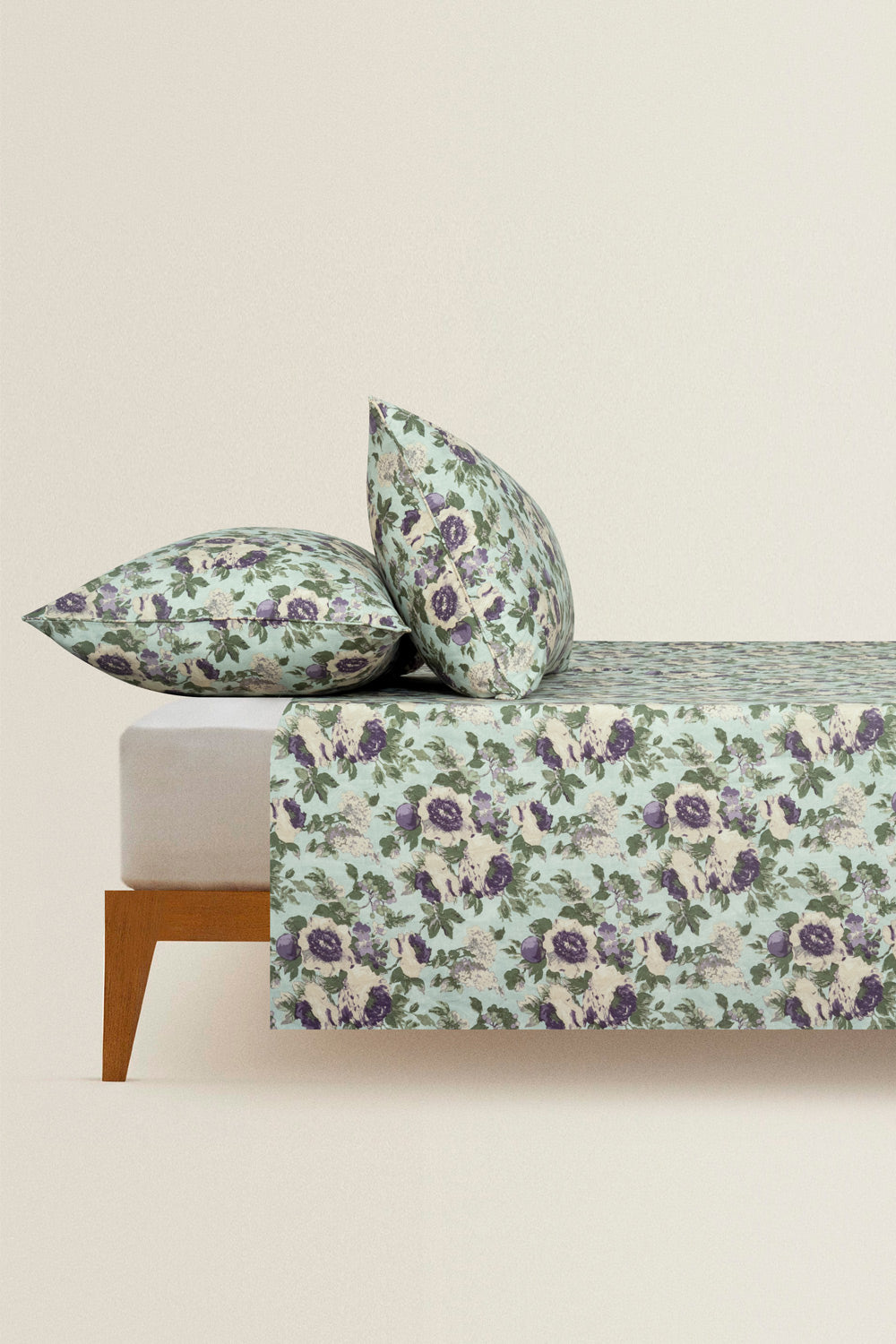 Sketchy Flora Everyday Classic Bed Sheet Set