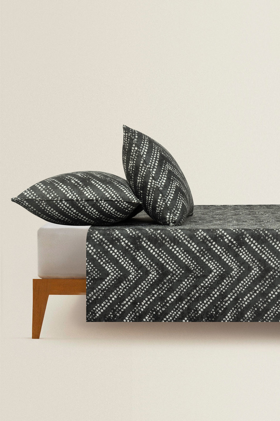 Stippling T-200-1 Bed Sheet Set