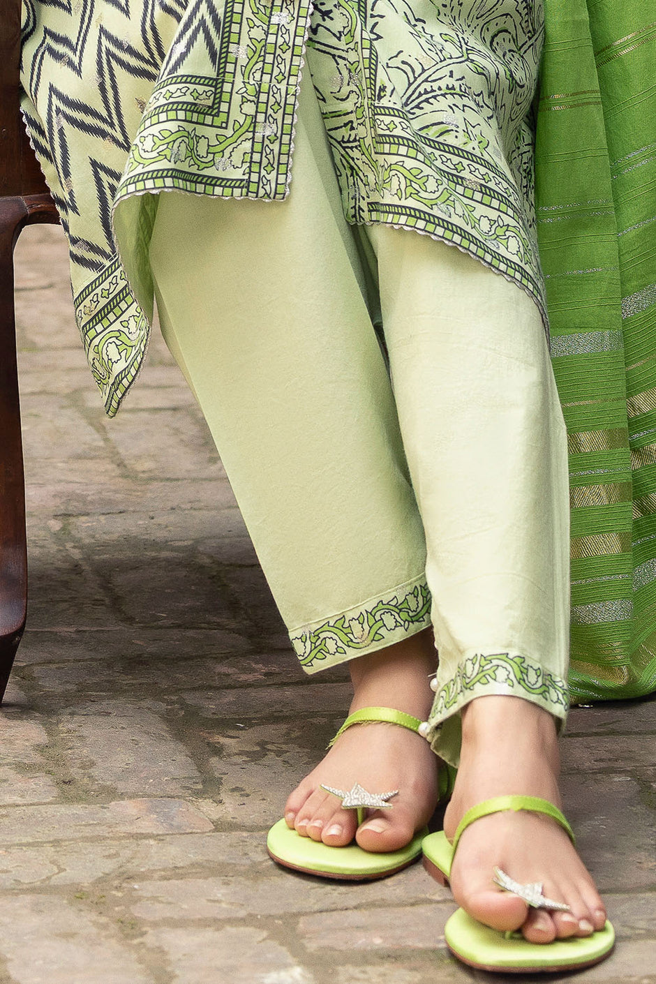 3 Piece Printed Lurex Jacquard Suit with Stripe Dupatta