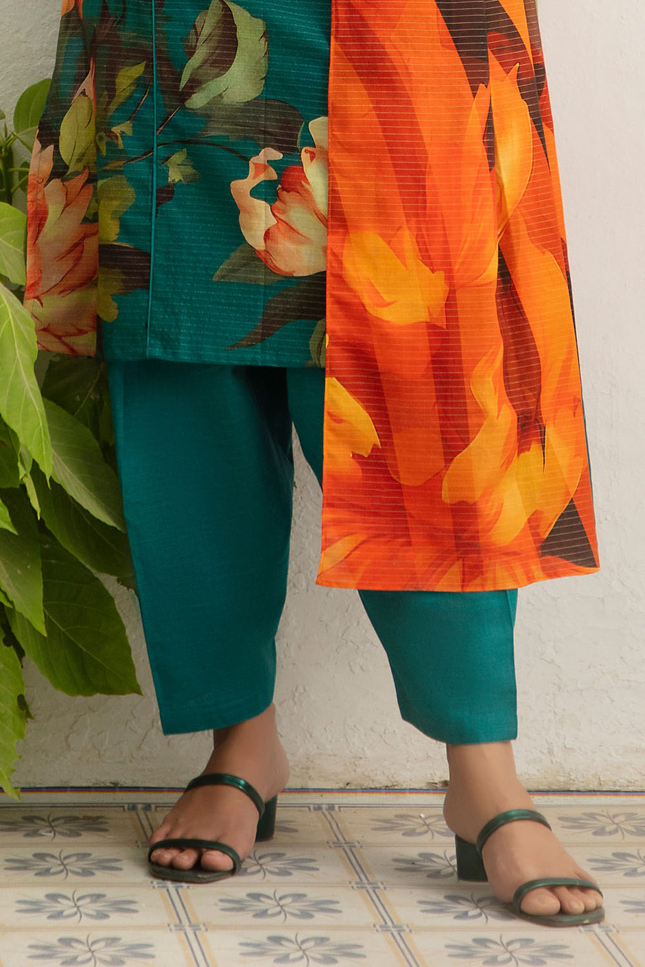 3 Piece Printed Stripe Khaddar Suit with Dupatta