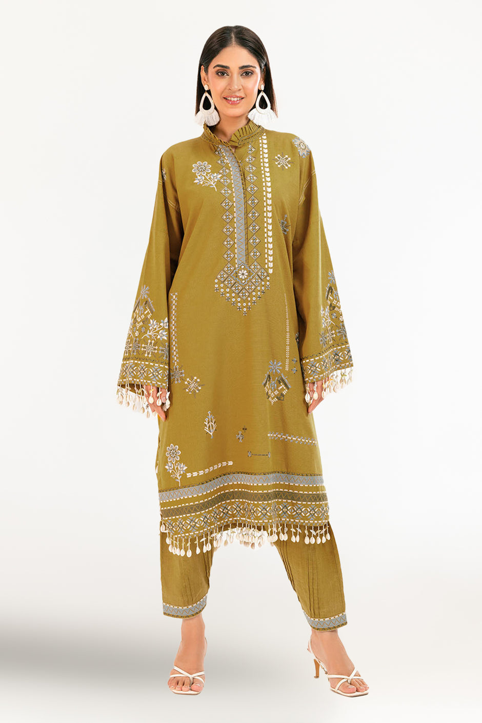 2 Piece Embroidered Khaddar Suit with Borders and Collar TK-52005