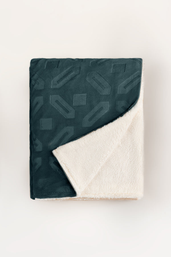 Sale on Blankets and Throws
