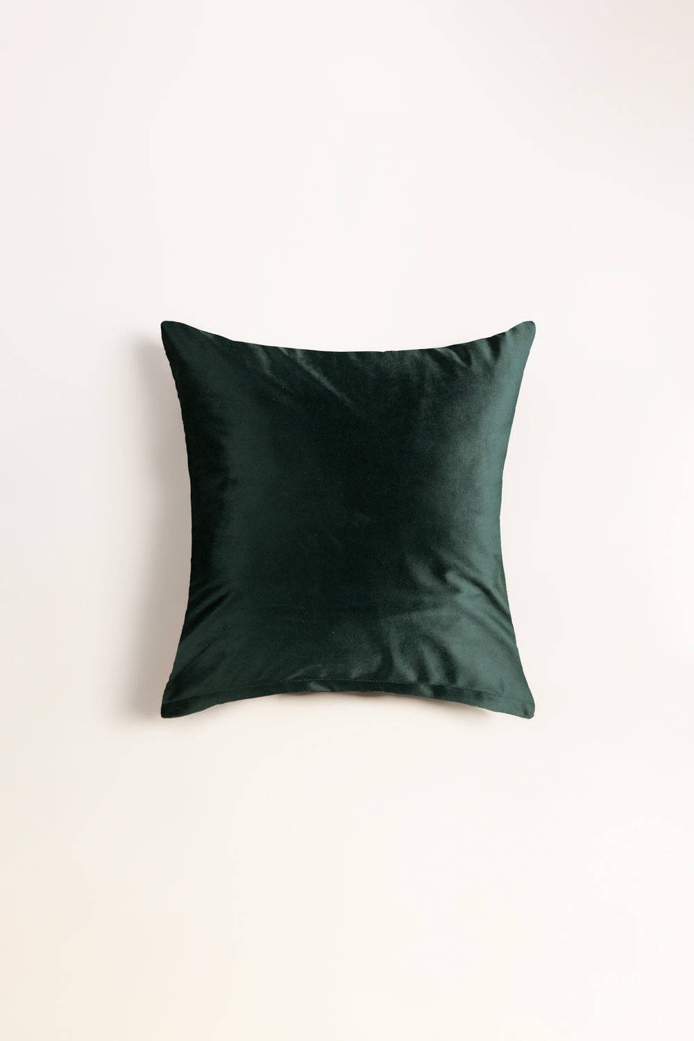 VEC -26-17 Velvet Embroidered Cushion Cover