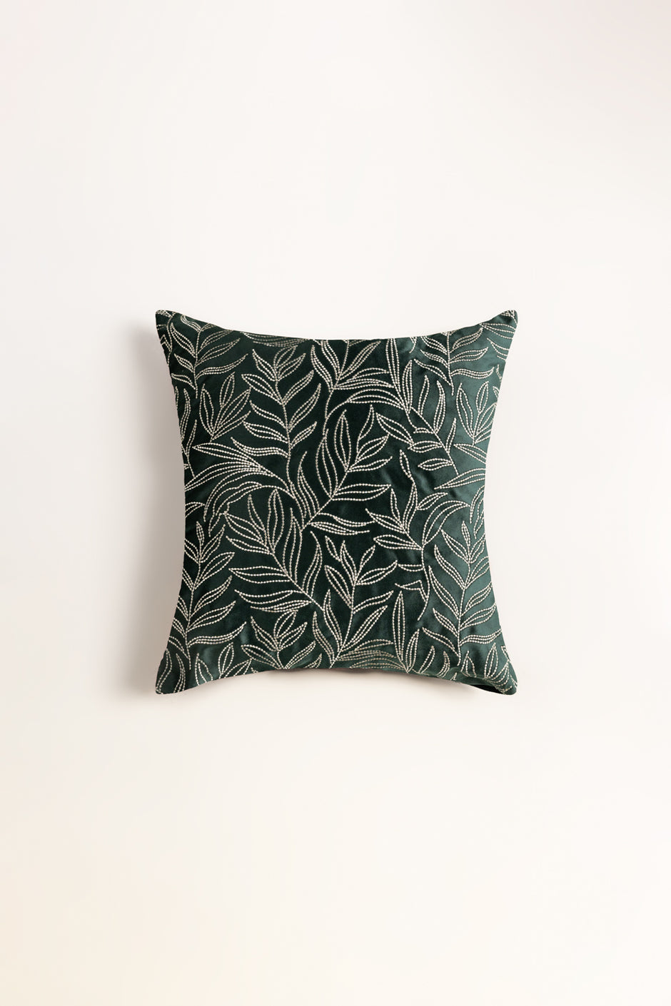 VEC -26-18 Velvet Embroidered Cushion Cover
