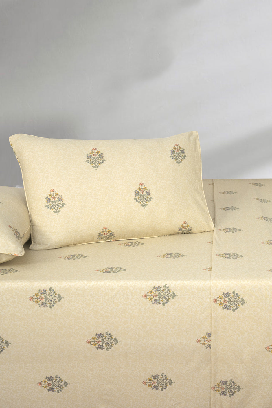 Victorian Bloom Bed Sheet Set