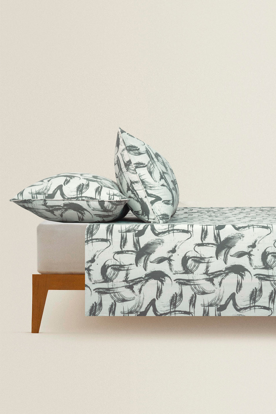 Whiplash T-150 Bed Sheet Set