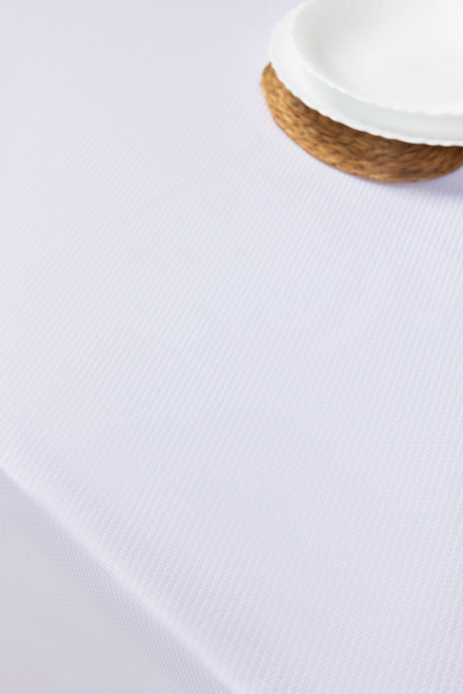 White Cube Dobby Table Cover