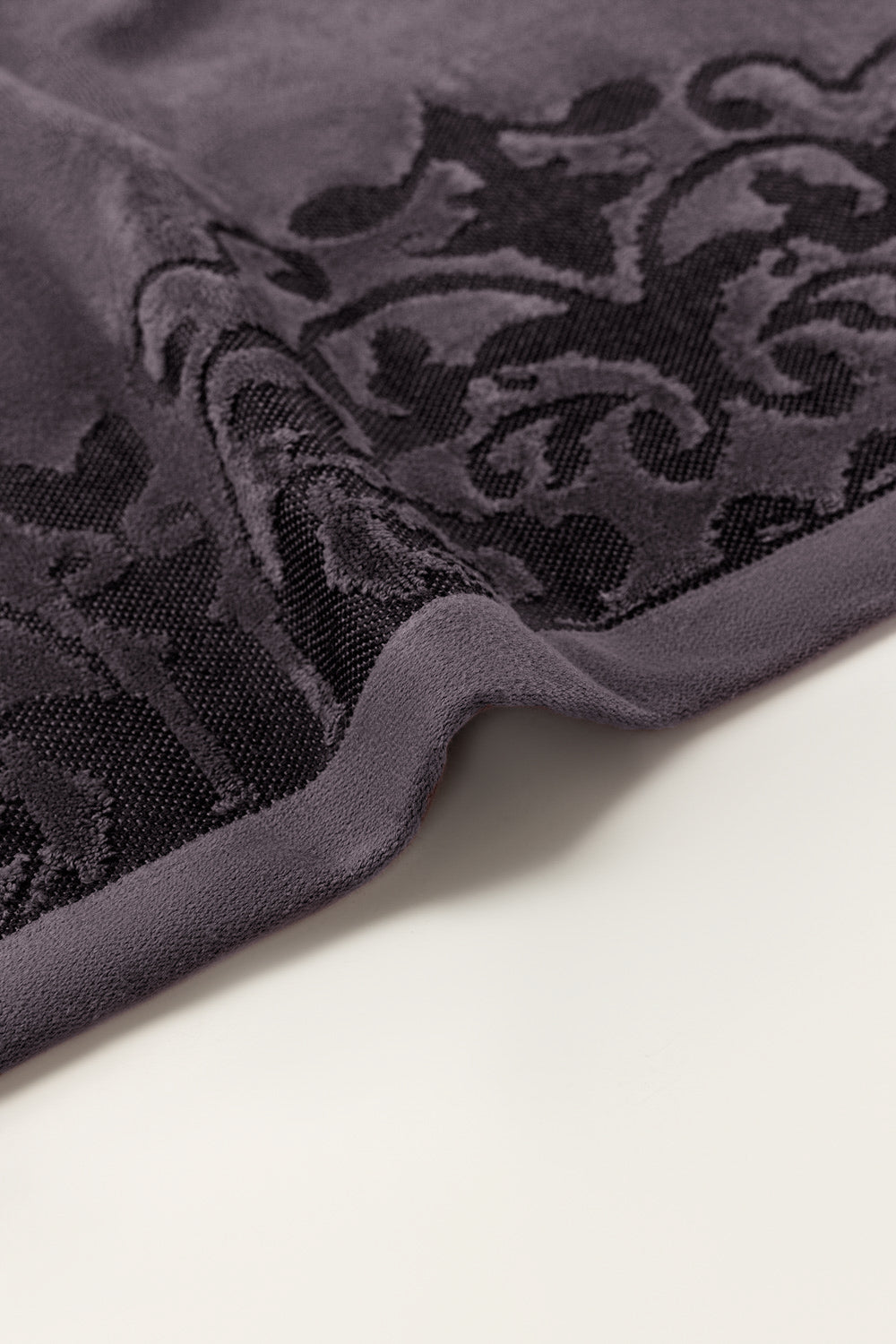 Windly Jacquard Dyed Towel