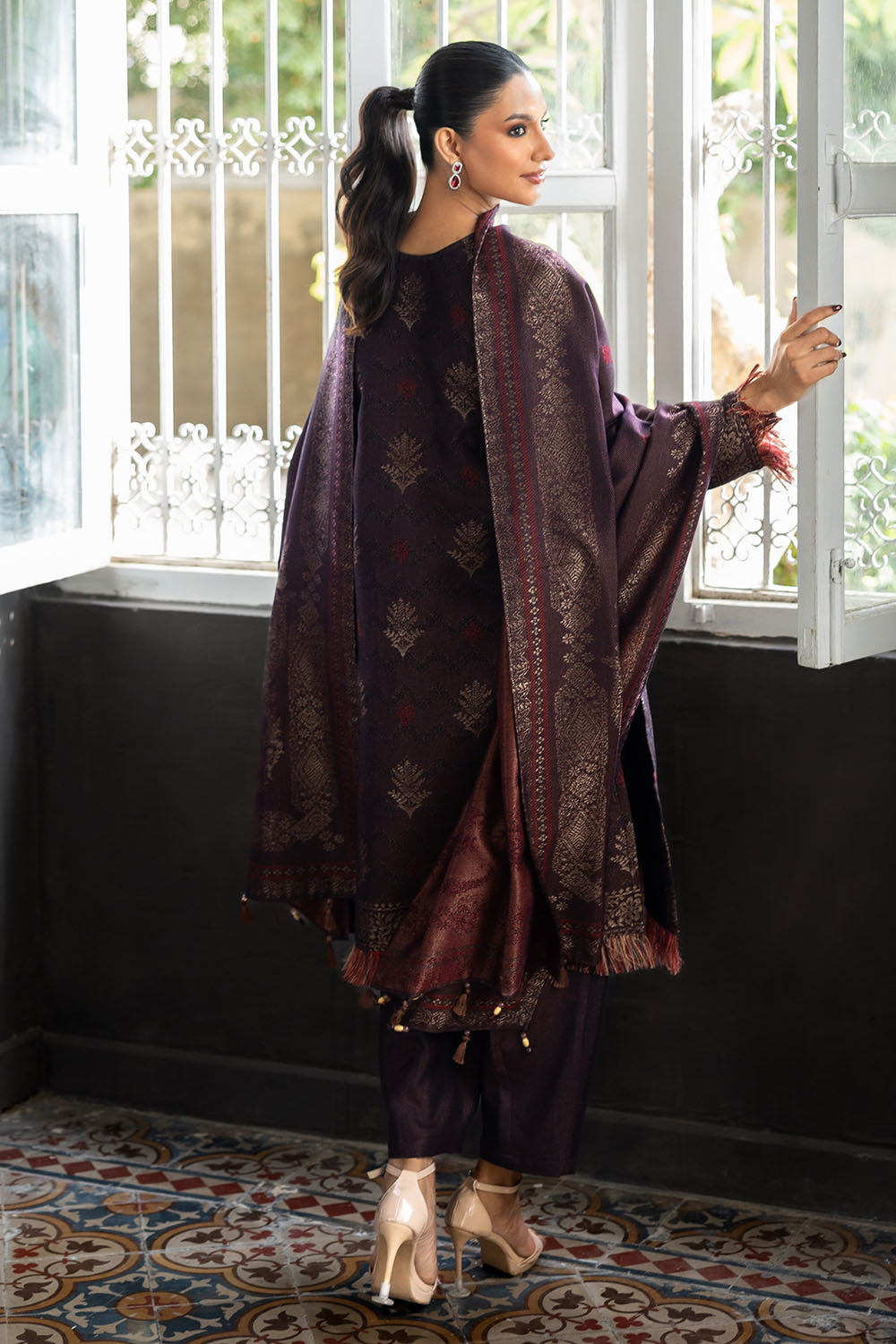 3 Piece Yarn Dyed Jacquard Suit with Dupatta MJ-52052