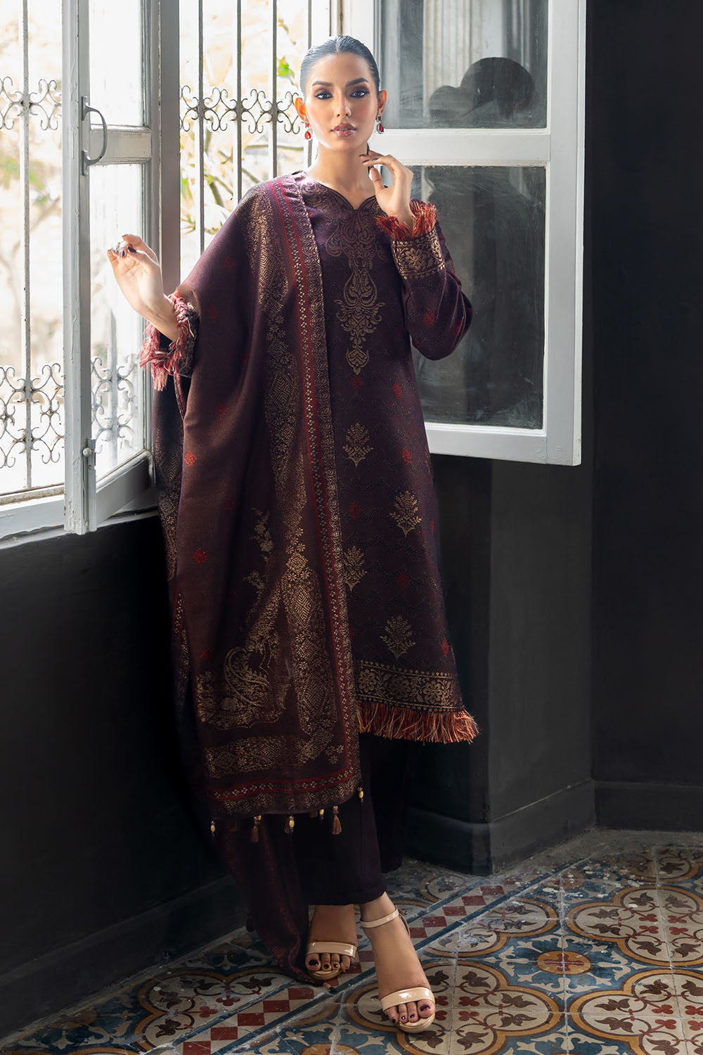 3 Piece Yarn Dyed Jacquard Suit with Dupatta MJ-52052
