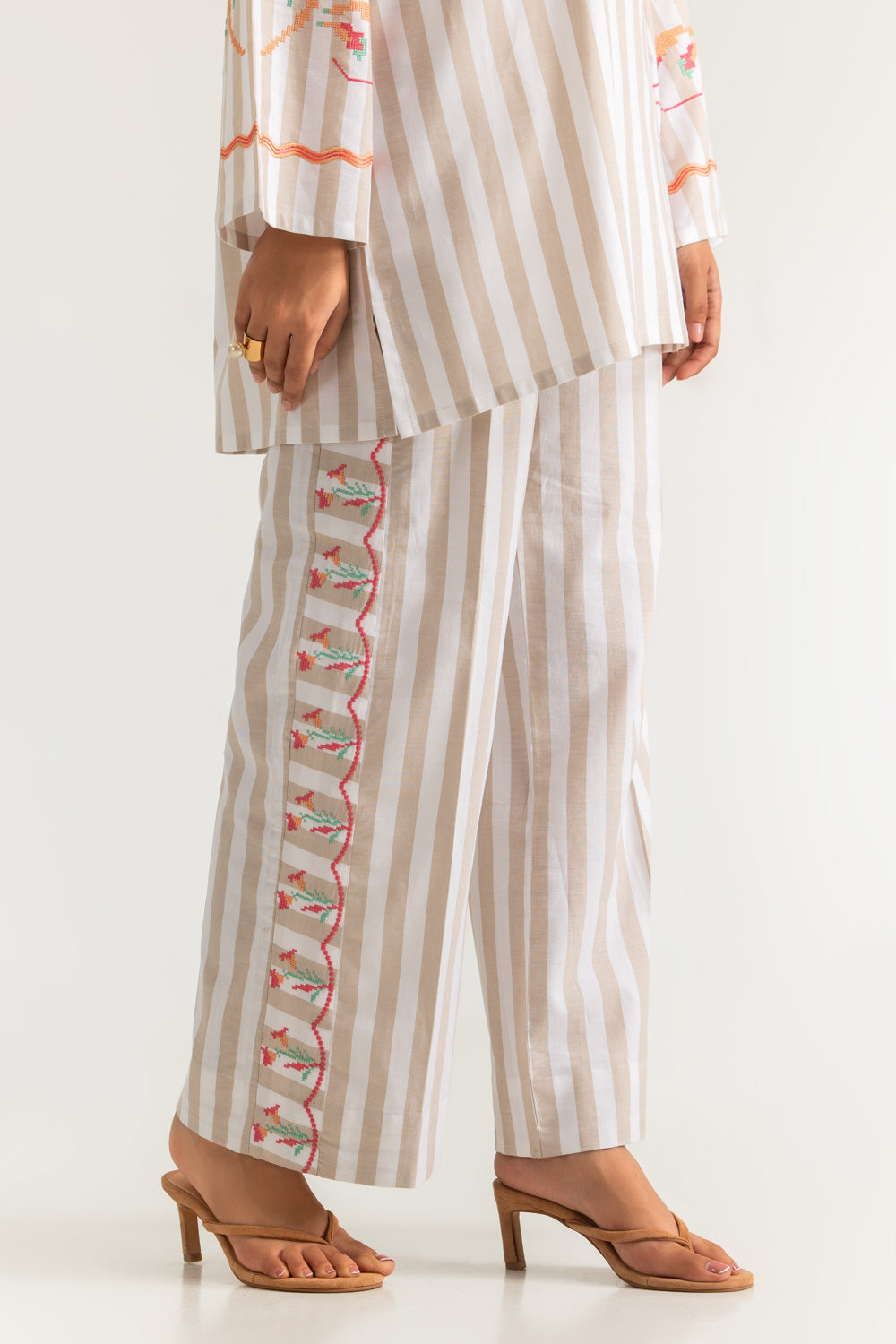 Yarn Dyed Embroidered Co-Ord Set