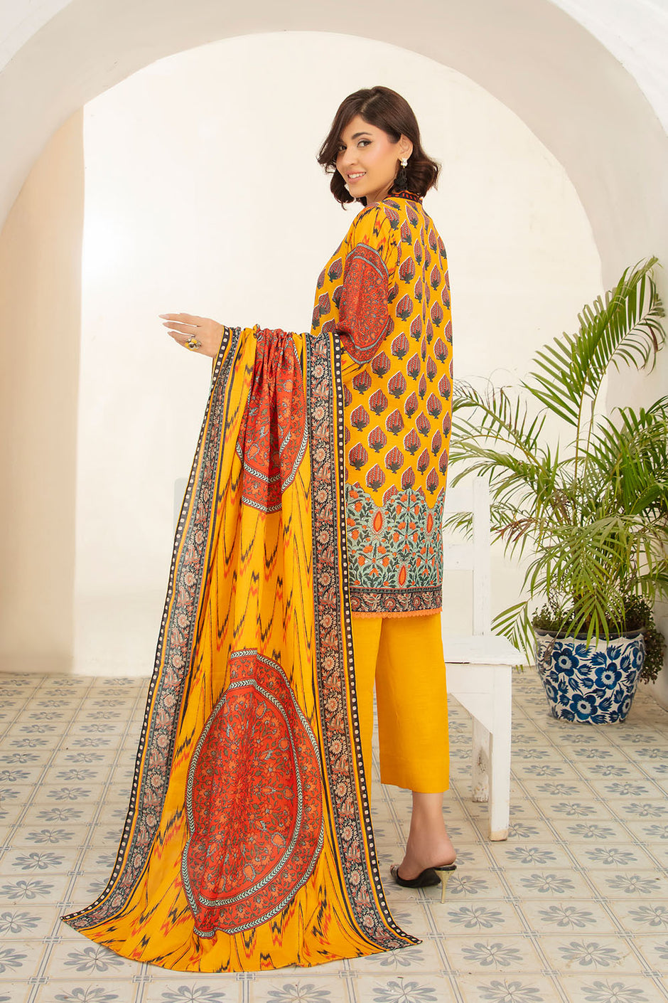 3 Piece Printed Khaddar Suit with Zari Cotton Dupatta