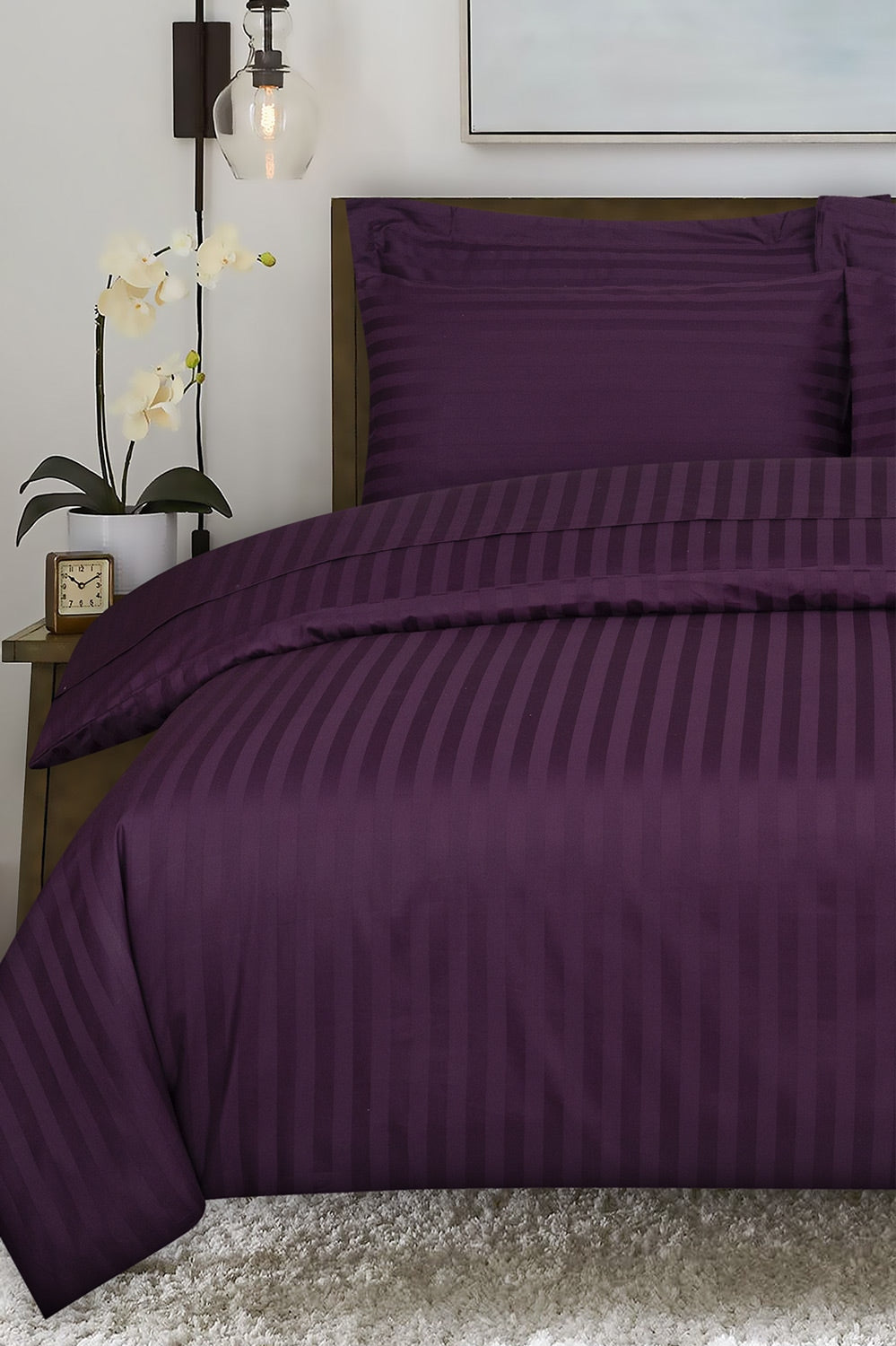 Amethyst Stripe Satin T-250 Quiltcover Set