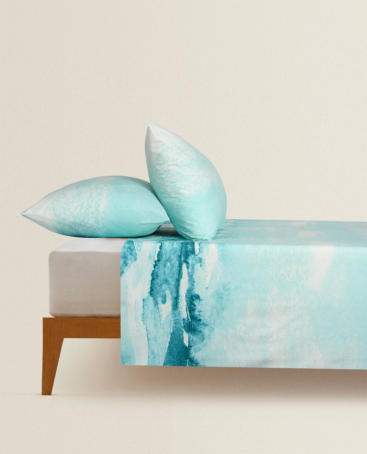 Aqua Ombre Everyday Classic Sheet Set