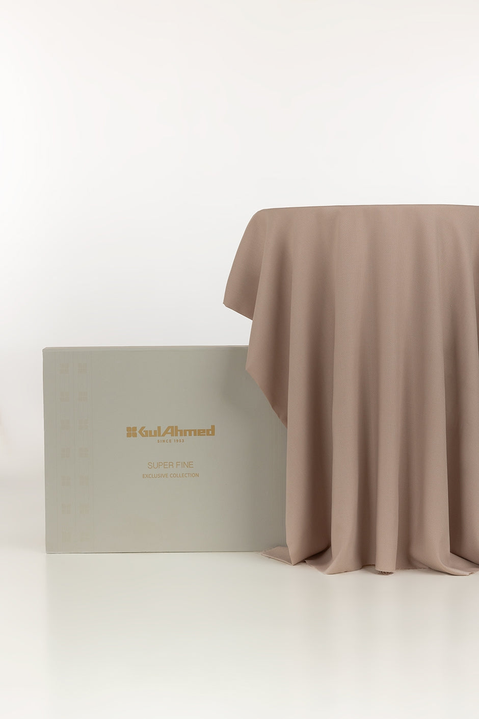 Aquila Unstitched Fabric Blended with Gift Box