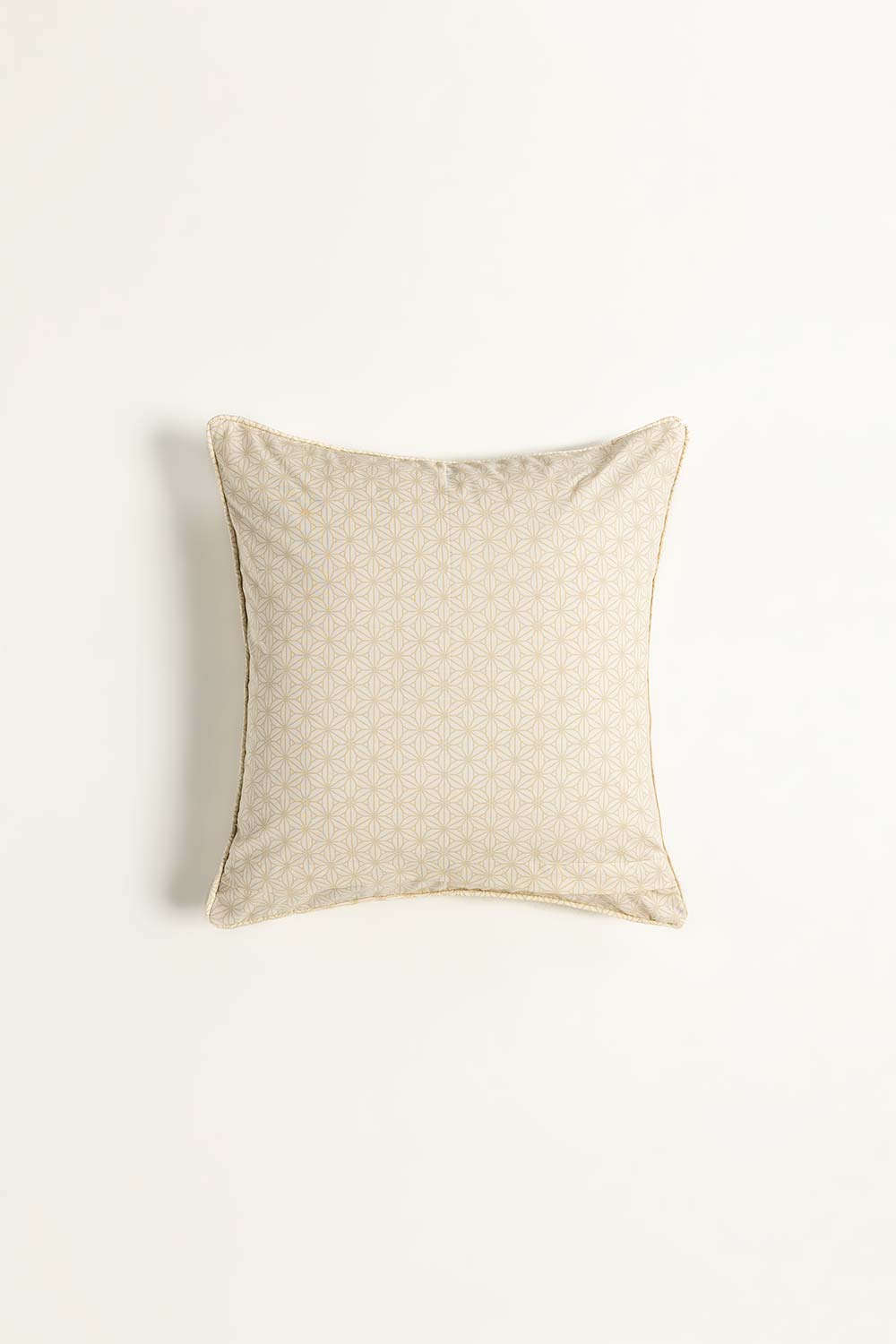Arabesque T-150 Square Cushion Cover