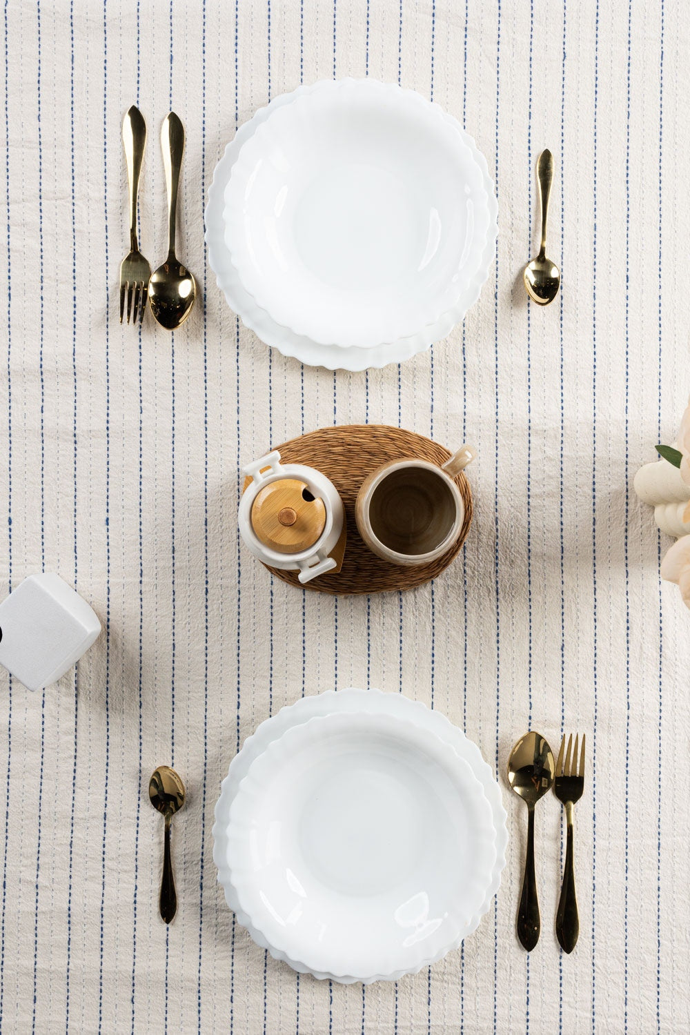 Assorted Table Cover