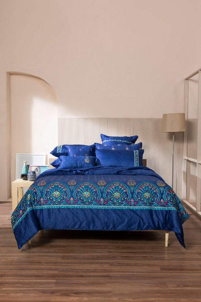 Aura Stone Embroidered T-200 Quilt Cover Set
