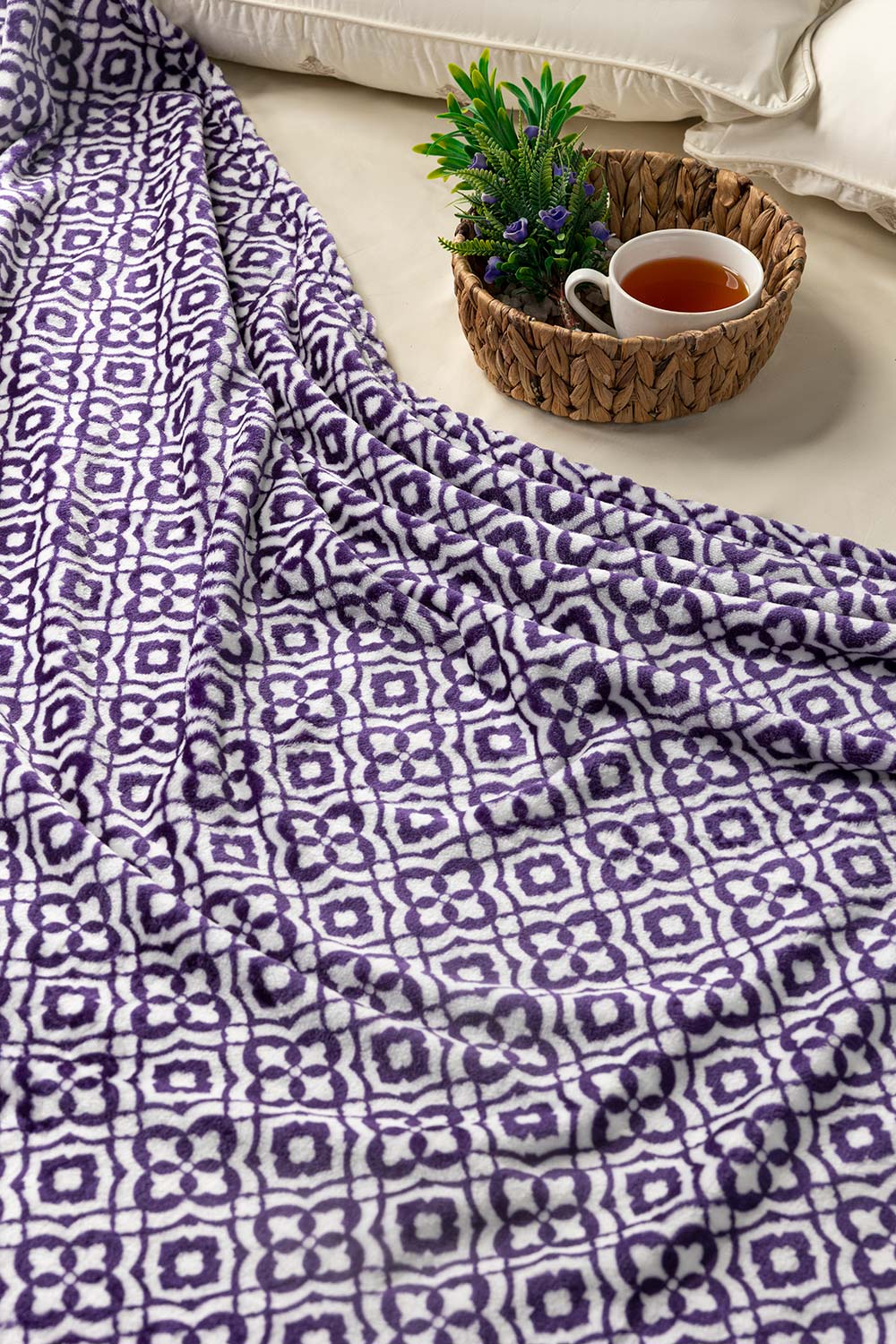 AW24-Purple Tile Single Ply Fleece Throw