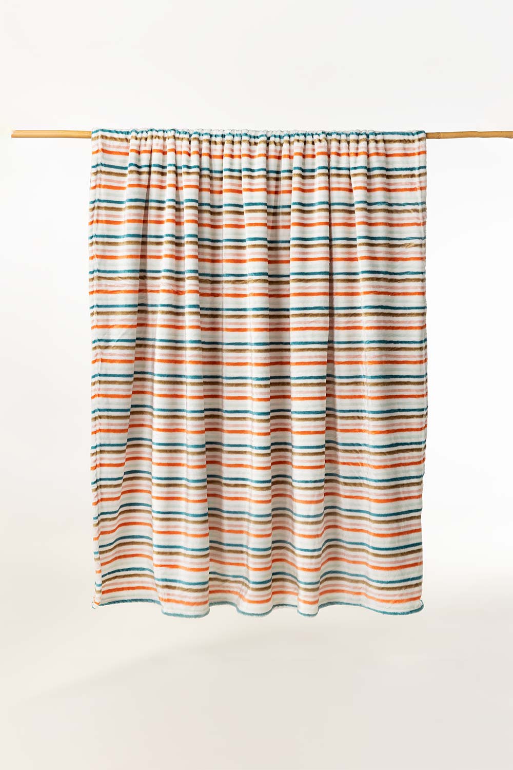 AW24-Whisper Single Ply Fleece Throw