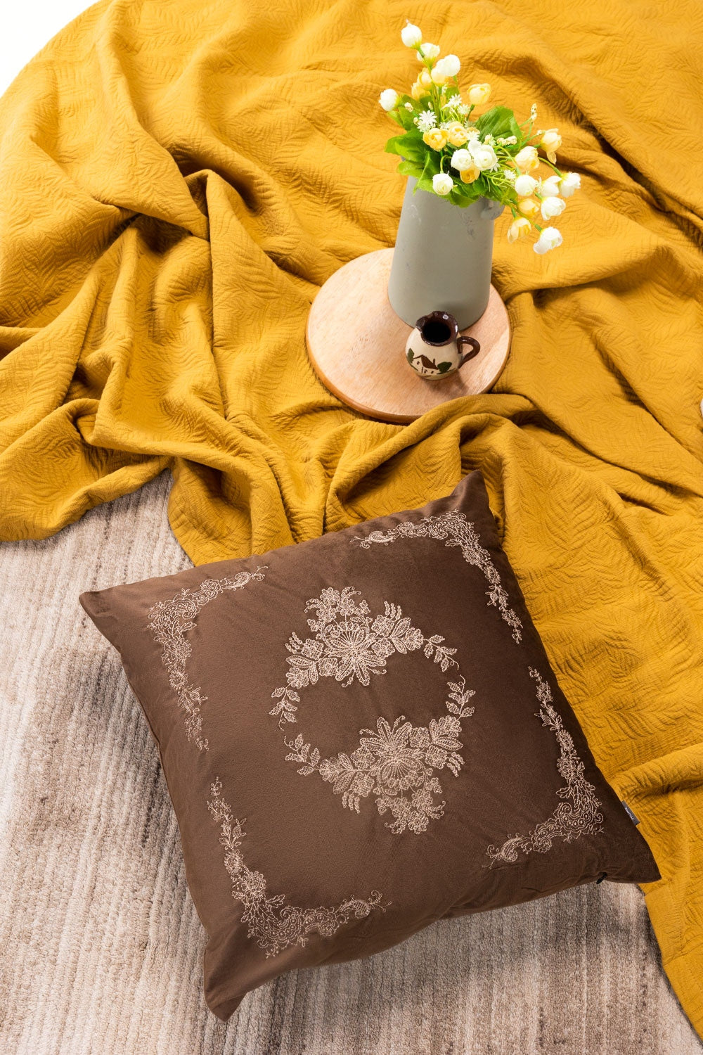VEC -001 Velvet Embroidered Cushion Cover