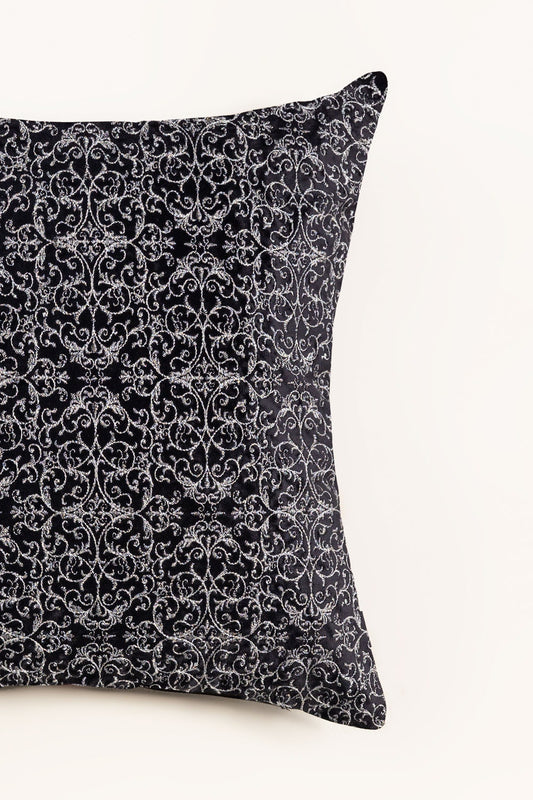 VEC -026 Velvet Embroidered Cushion Cover