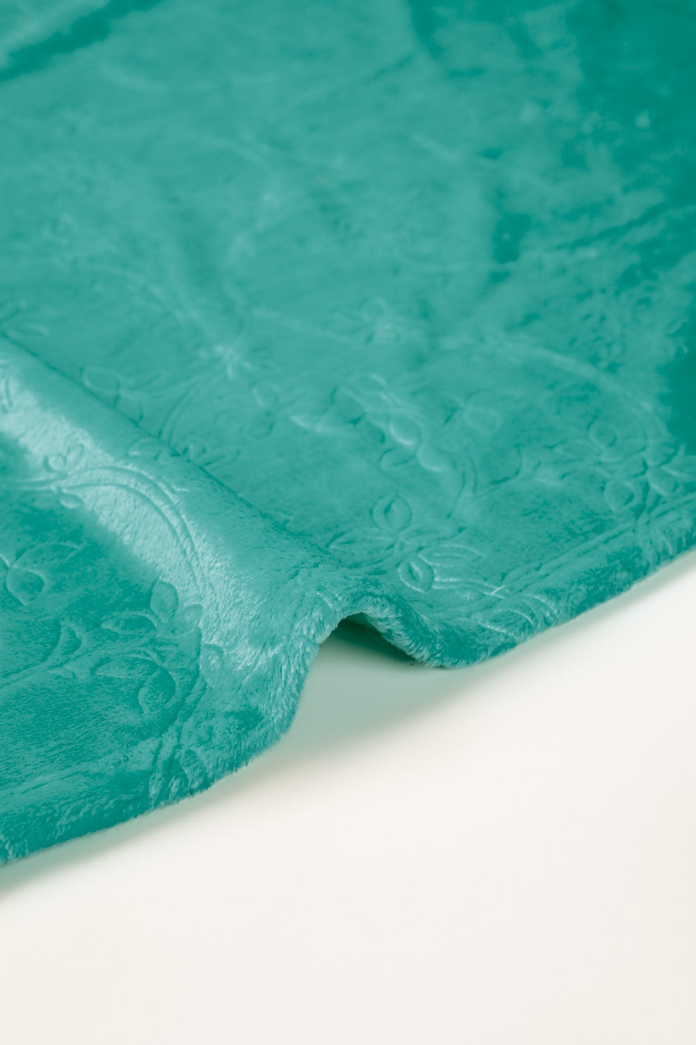 AW24-Baltic Embossed Single Ply Fleece Throw