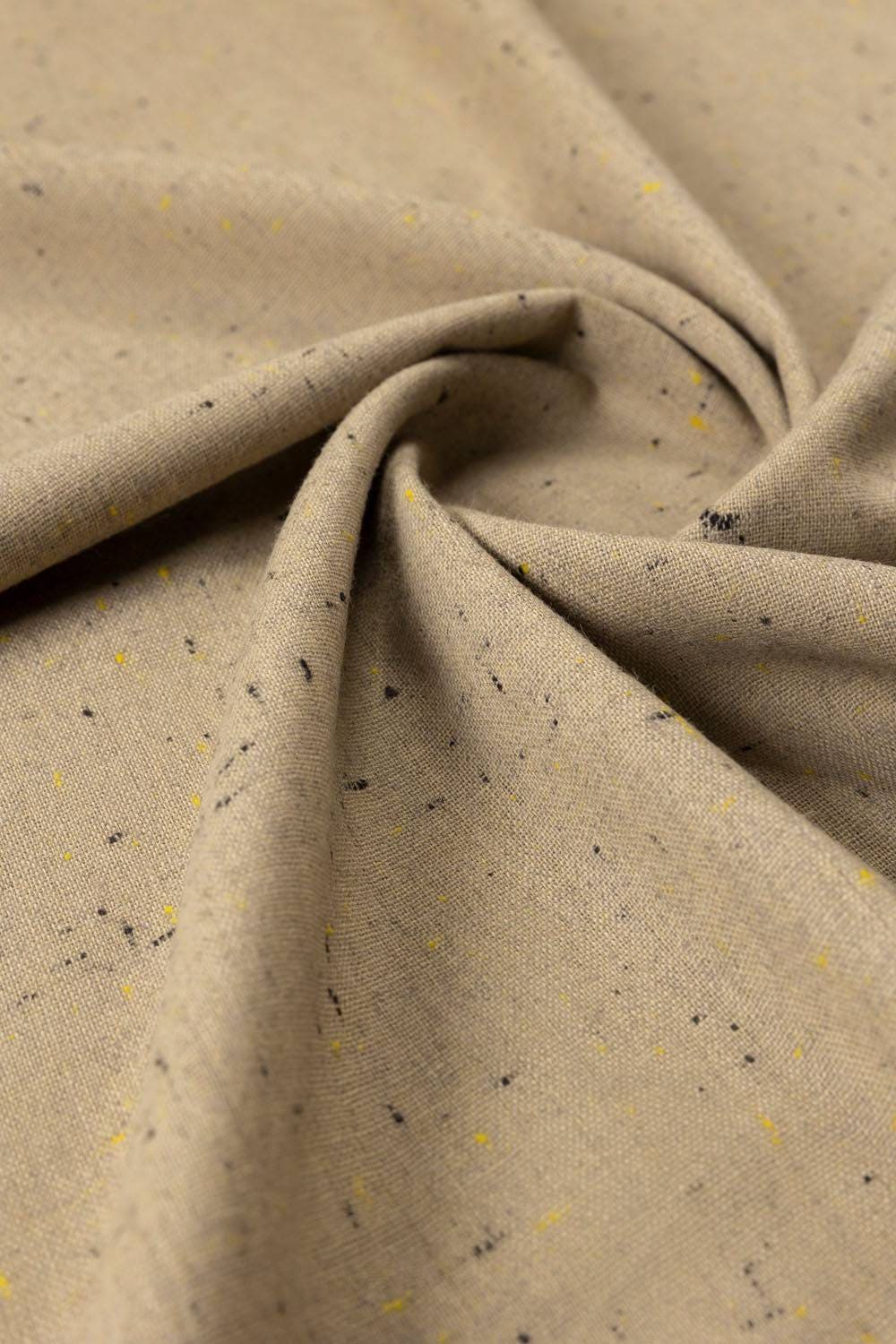 Bannu Donigal Unstitched Fabric Blended with Gift Box
