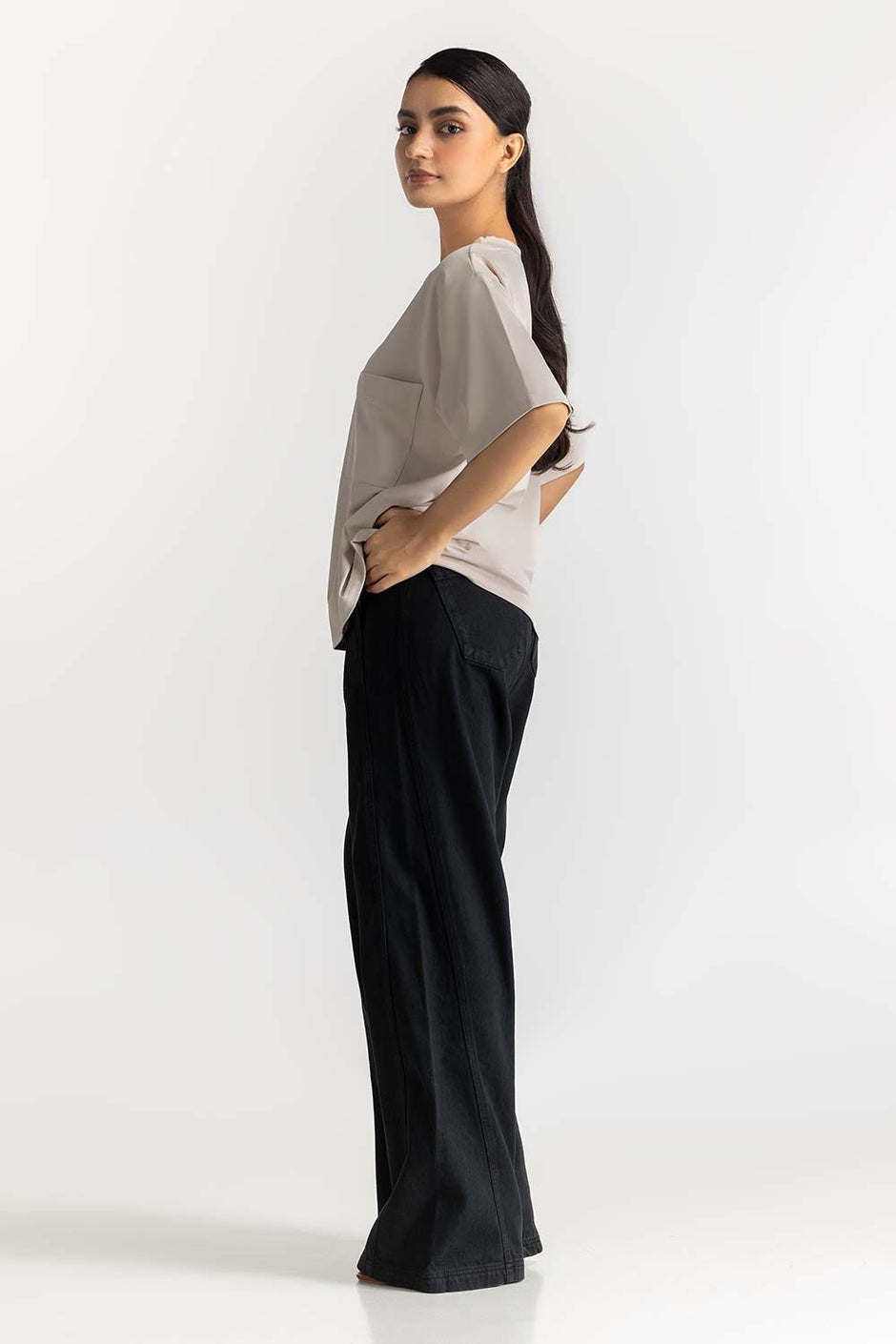 Basic Crew Neck Tee WM-KTP-SS24-110