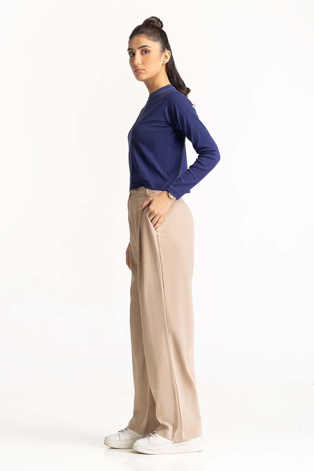 Basic Crew Neck Top WM-KTP-SS24-073