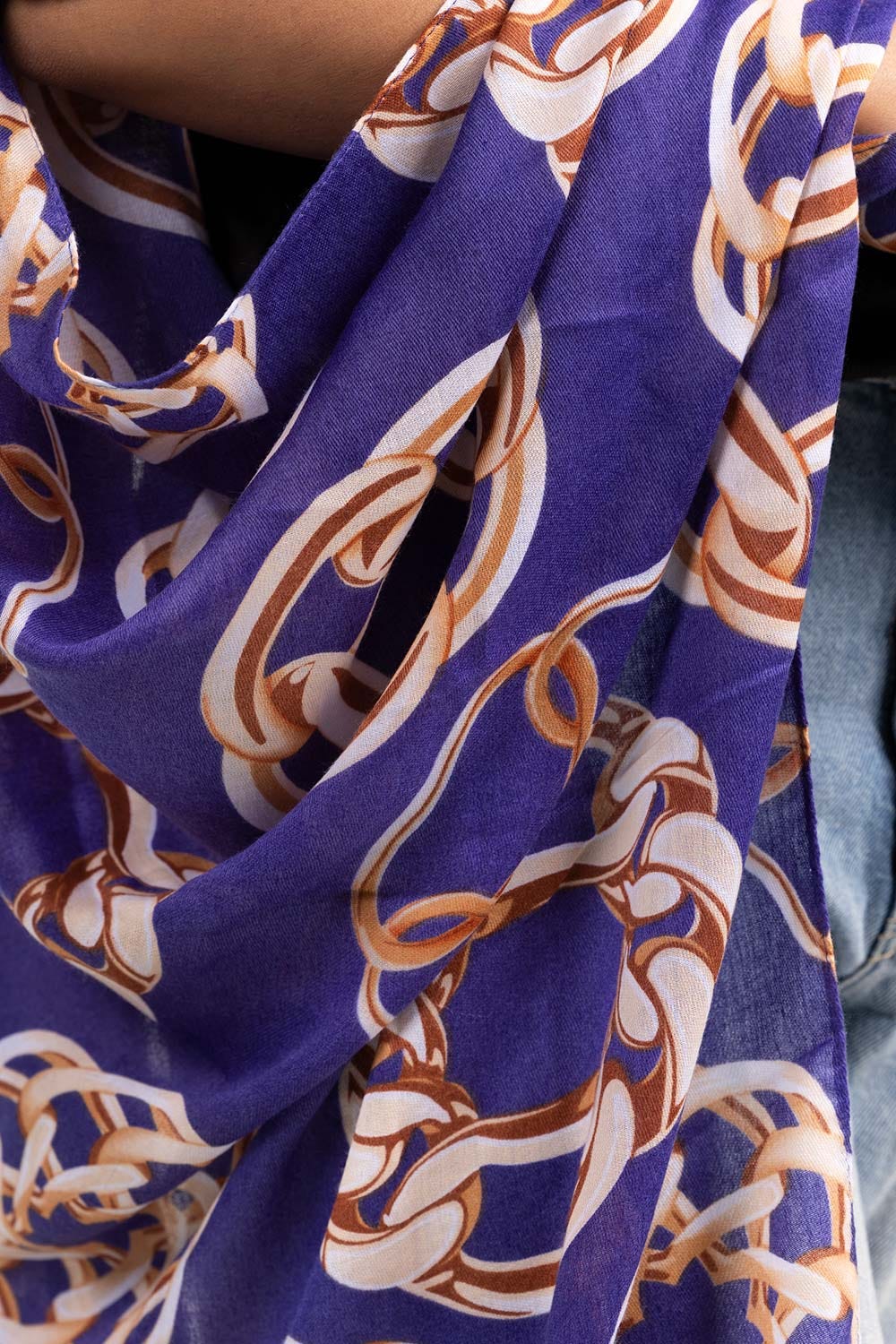 Printed Scarf With Tassels