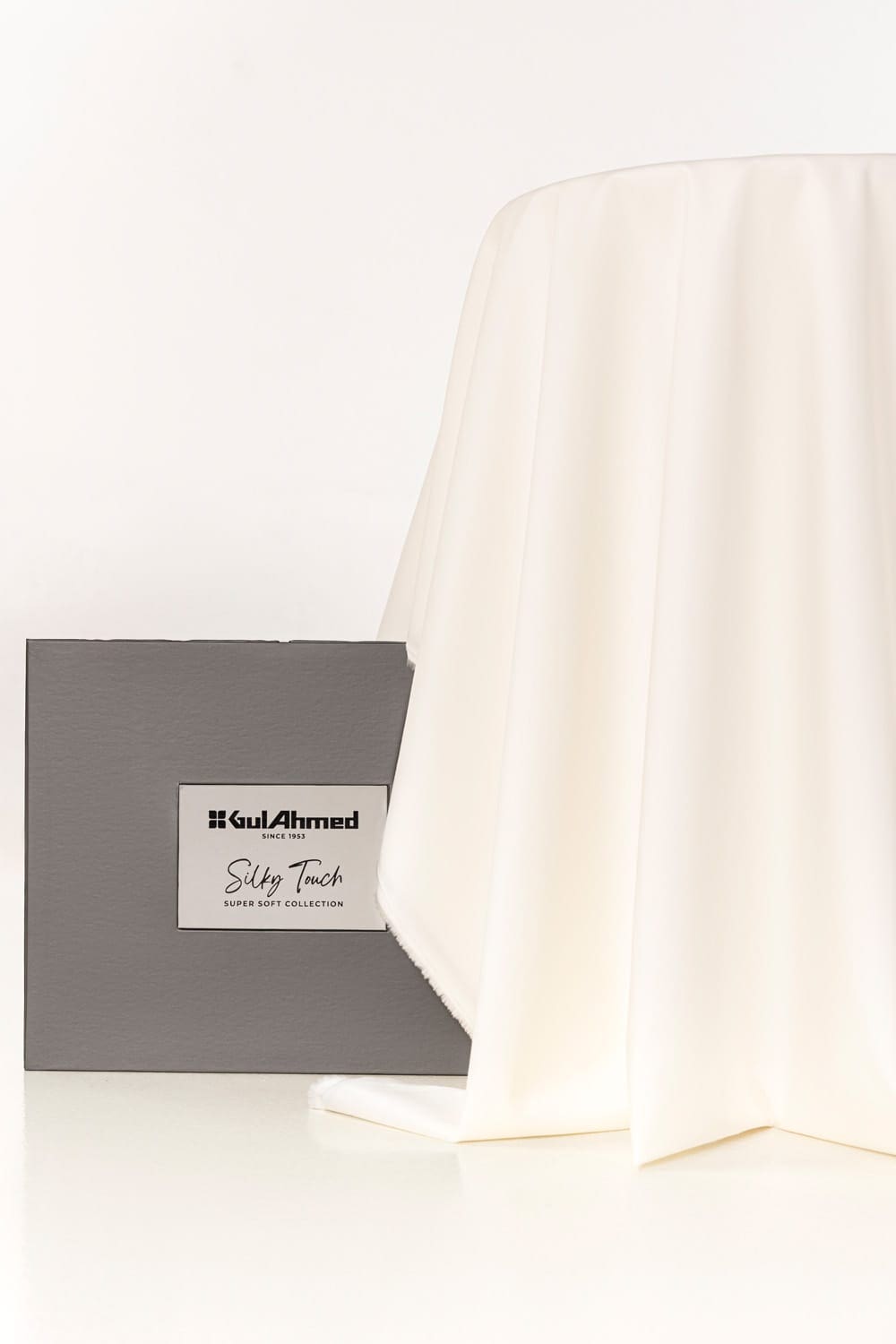 Cotton Club Twill Plus Unstitched Fabric Cotton with Gift Box