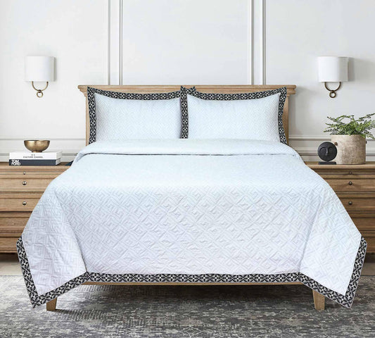 Black and White Quilt cover Set